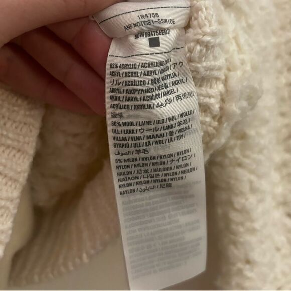 Abercrombie and Fitch Sherpa Knit Teddy Beige Bomber Jacket with Pockets Small - Picture 4 of 7